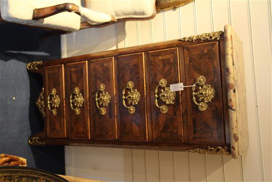 Late 19th / early 20th century French marble top and ormolu mounted parquetry rosewood chest 6 drawer(-)